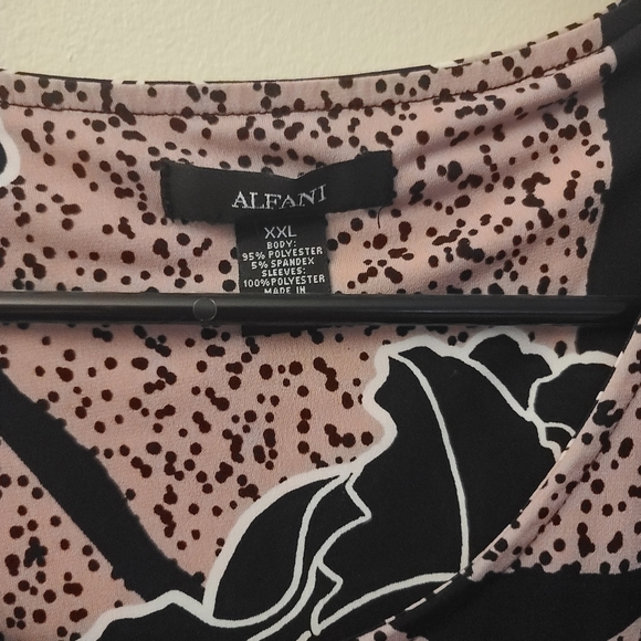 Top - Picture 4 of 5